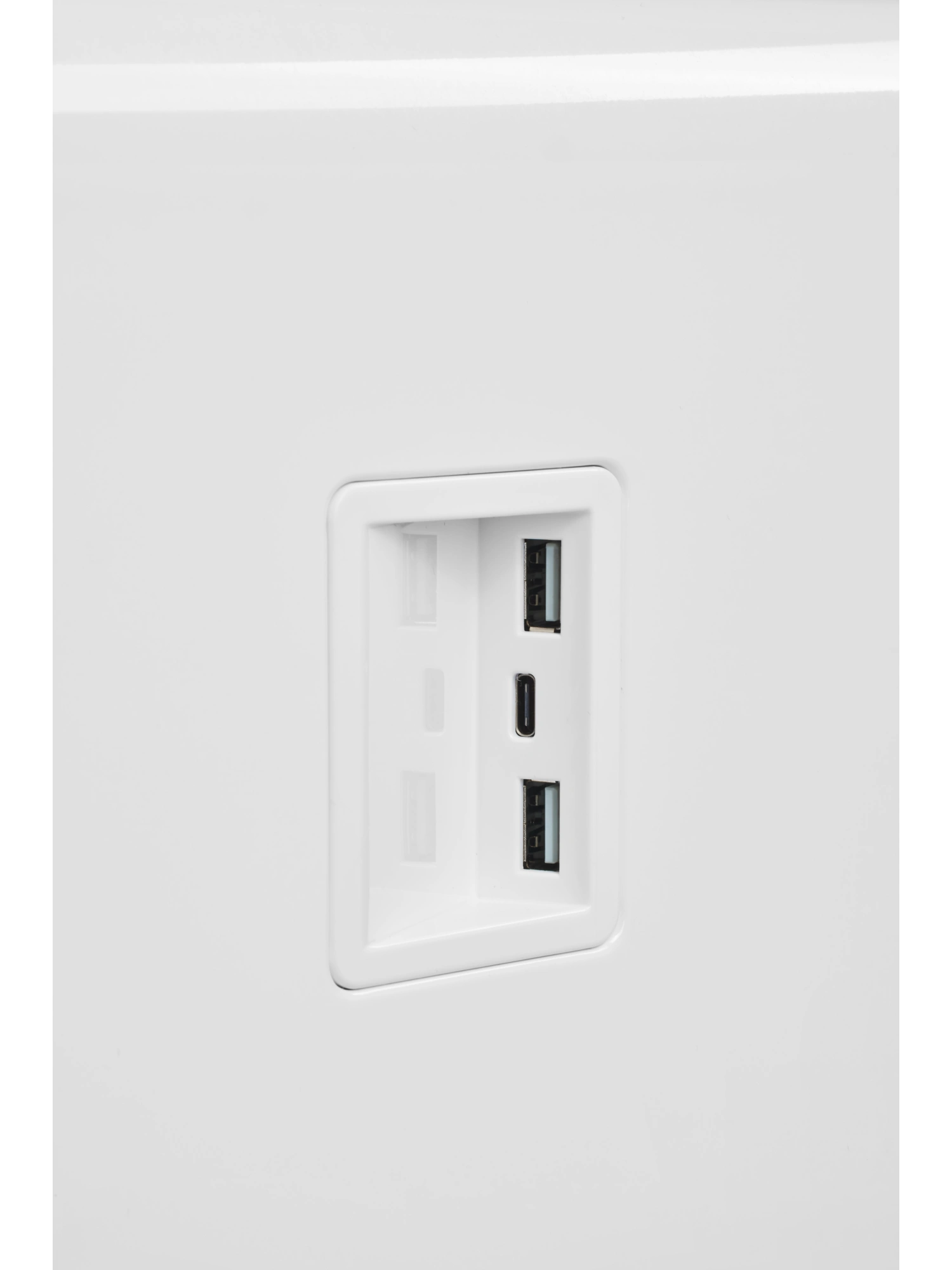  Холодильный Барный Центр HIBERG X3 MW