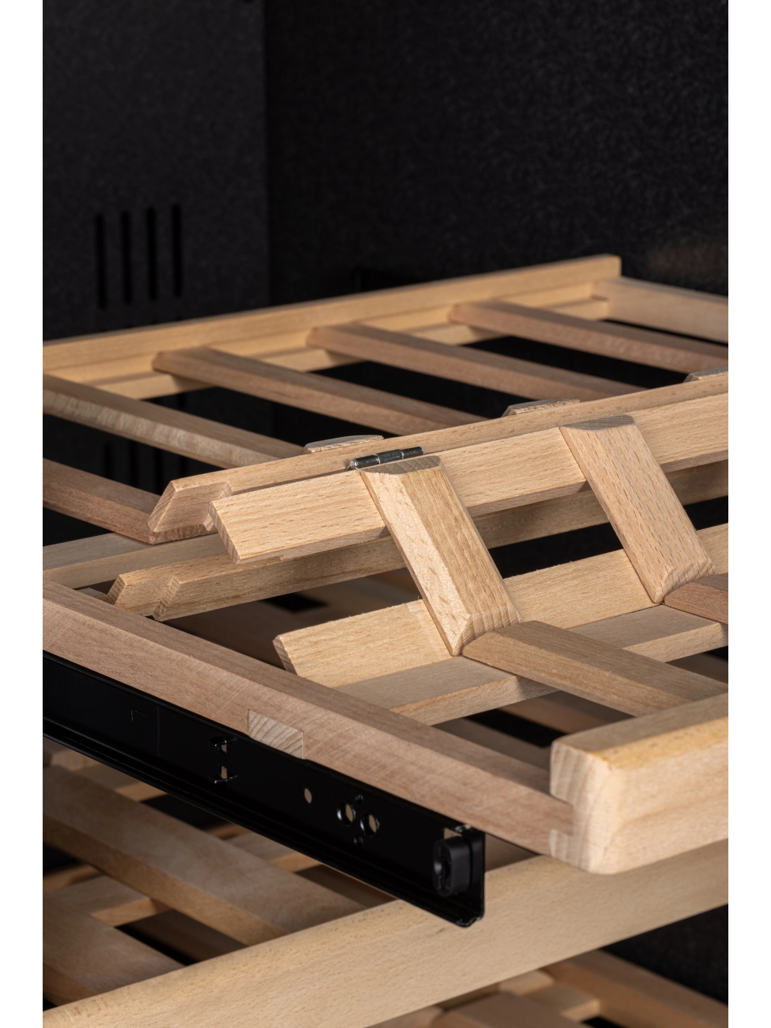  Встраиваемый винный шкаф HIBERG ROYAL WX 190