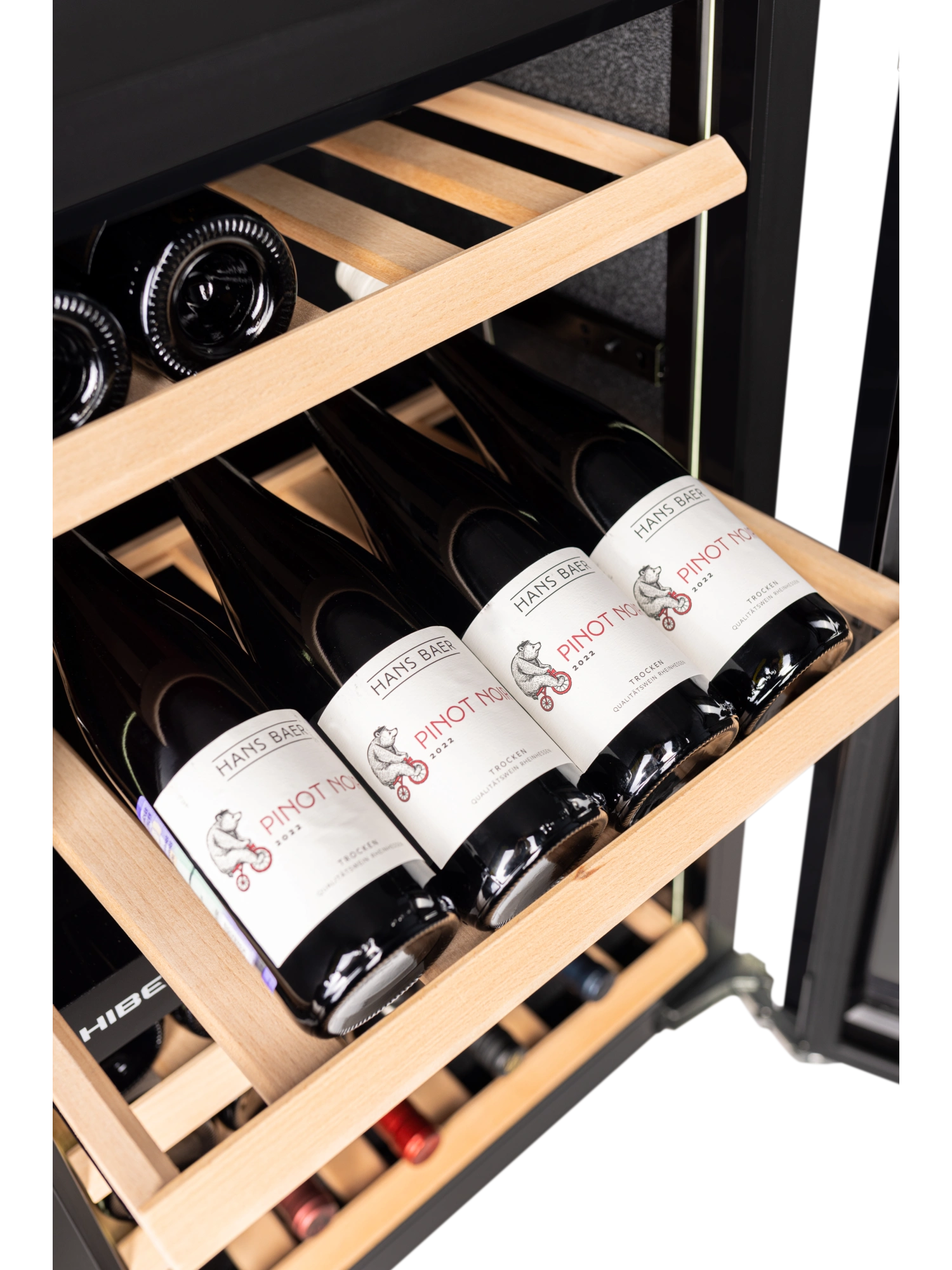  Встраиваемый винный шкаф HIBERG ROYAL W 85