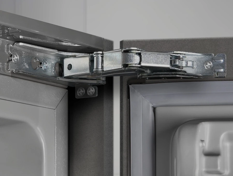 Преимущество Встраиваемый морозильник HIBERG i-FRB 35 NF - Жесткие петли – система door on door