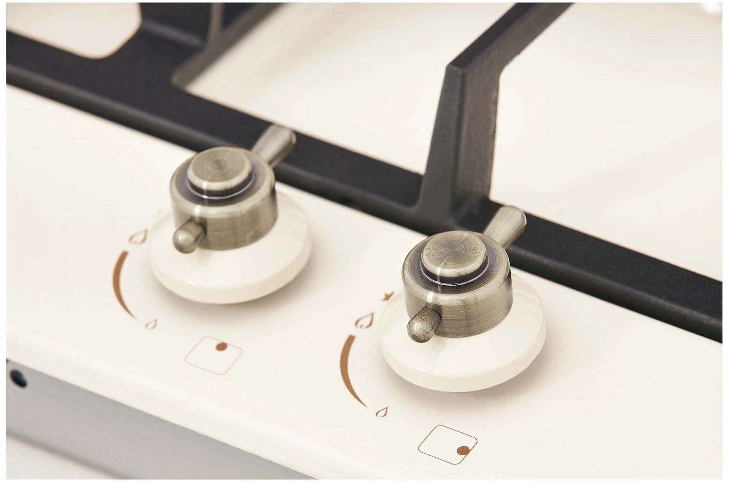  Варочная поверхность HIBERG VS 6045 YR