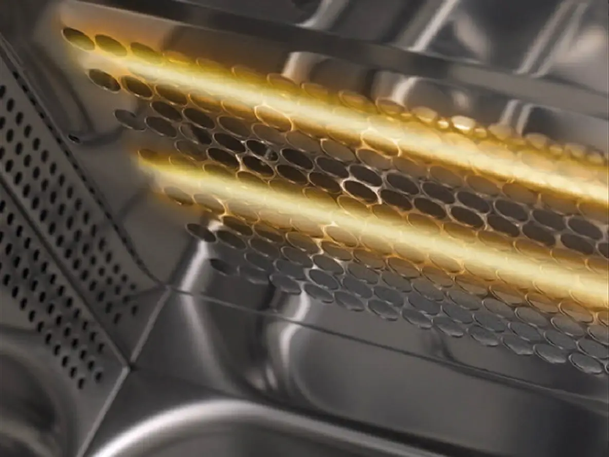 Преимущество Микроволновая печь HIBERG i-VM 4588 B - Кварцевый гриль