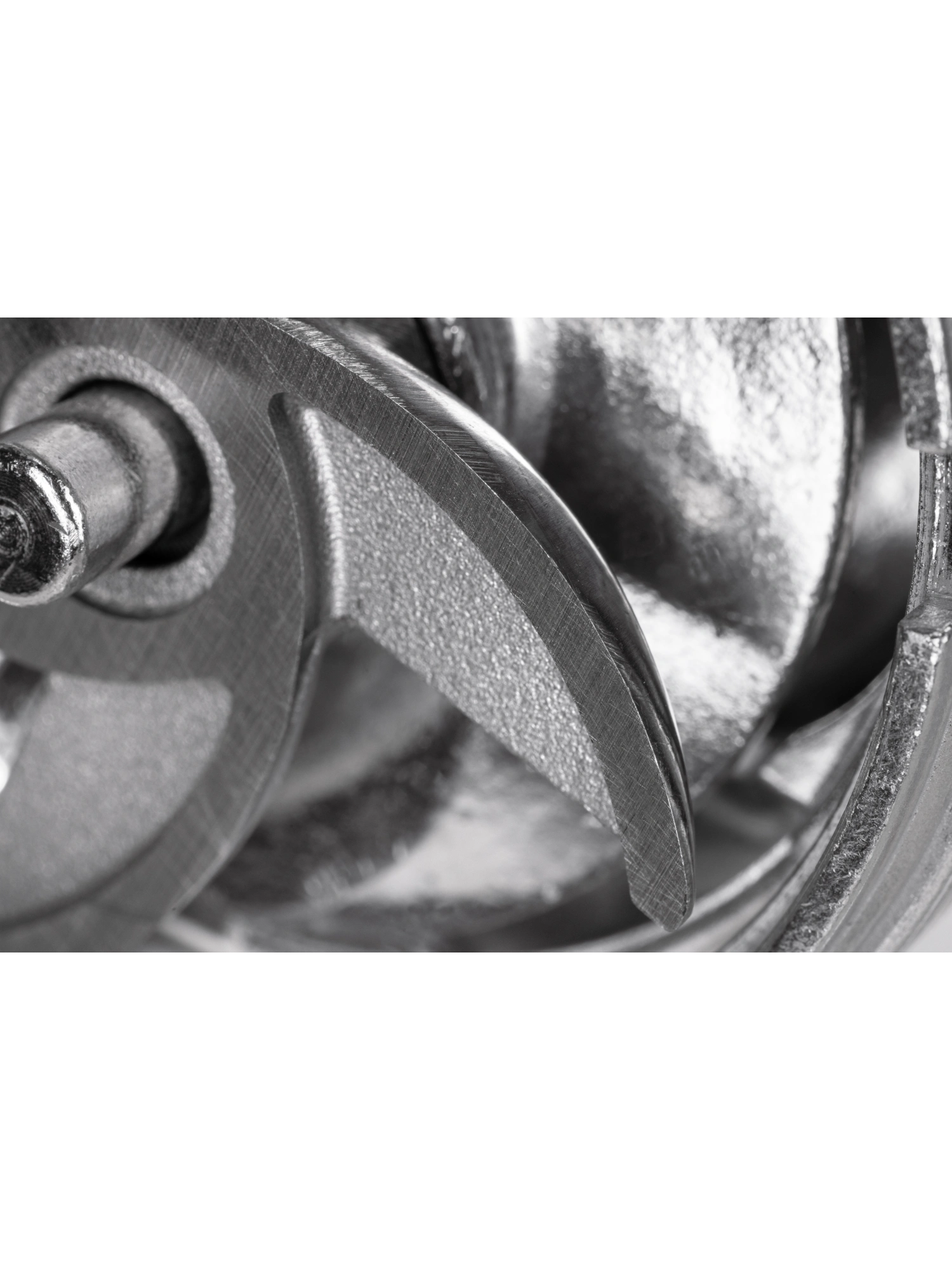  Мясорубка HIBERG MG 880 B