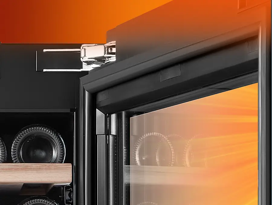 Преимущество Встраиваемый винный шкаф HIBERG ROYAL W 85 - Прозрачная защита