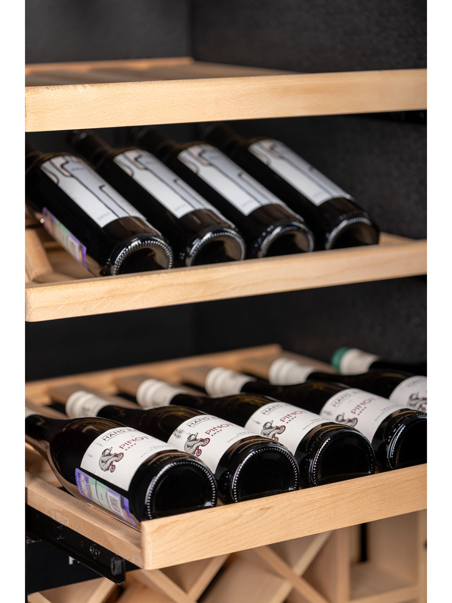  Встраиваемый винный шкаф HIBERG ROYAL WX 190