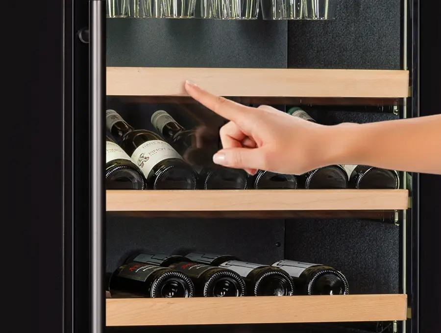 Преимущество Встраиваемый винный шкаф HIBERG ROYAL WX 190 - Когда технология чувствует вас